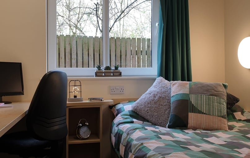 Ashby Road, City Centre, Loughborough - Image 1